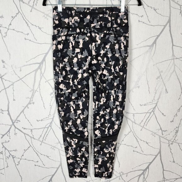 Sweaty Betty Green Elephant Camo Zero Gravity 7/8 Running Leggings - Picture 2 of 7